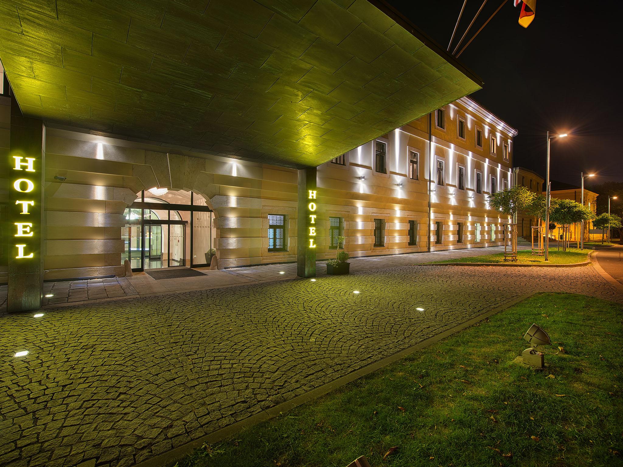 EA Hotel Tereziánský dvůr Hradec Králové Exterior foto