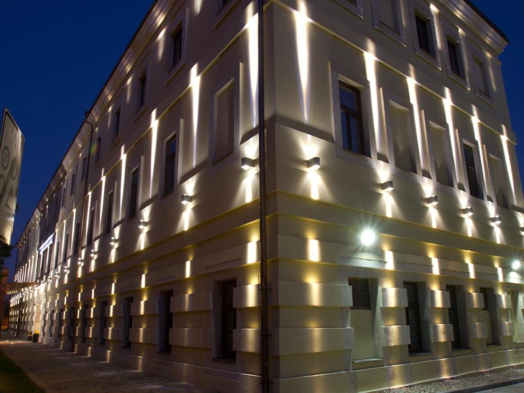 EA Hotel Tereziánský dvůr Hradec Králové Exterior foto